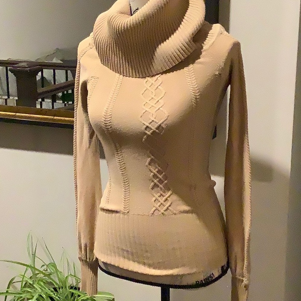 BEAUTIFUL COWL NECK SWEATER